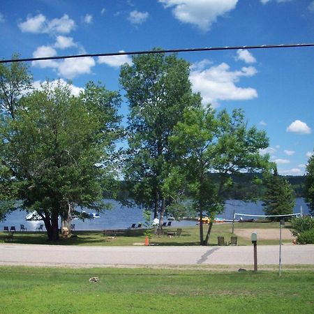 Lakewoods Cottage Oxtongue Lake Exteriör bild