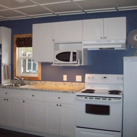 Lakewoods Cottage Oxtongue Lake Rum bild