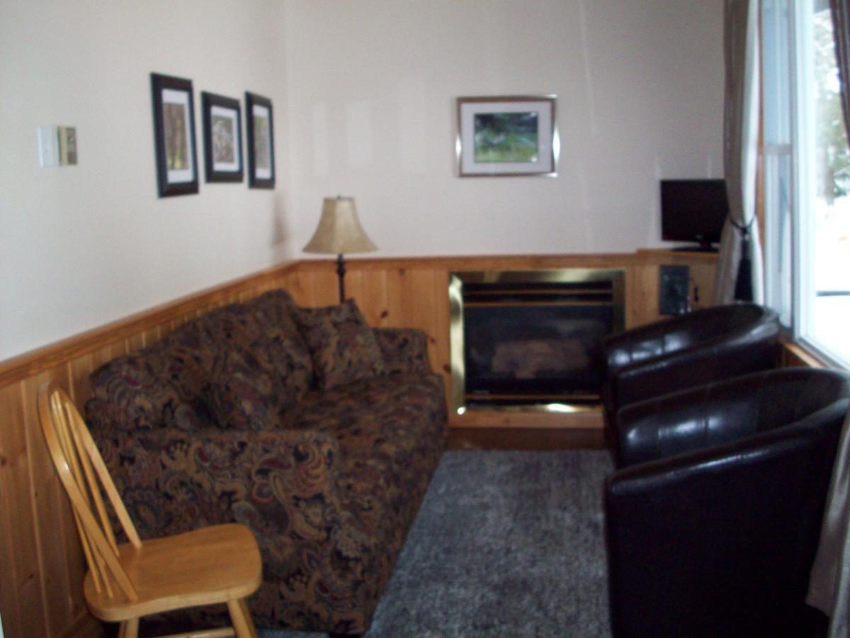 Lakewoods Cottage Oxtongue Lake Exteriör bild