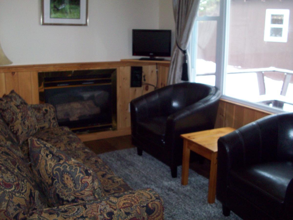 Lakewoods Cottage Oxtongue Lake Exteriör bild